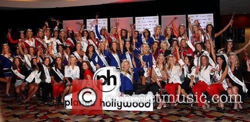 2012 Miss America Pageant Contestants Arrive at Planet Hollywood ...