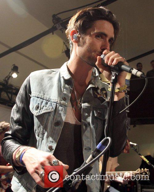 Tyson Ritter The All American Rejects hold a
