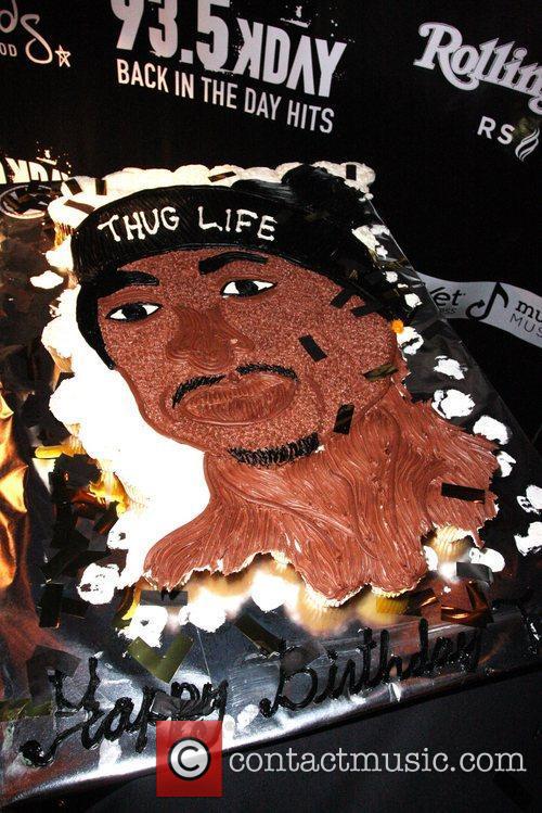Tupac Birthday Cake