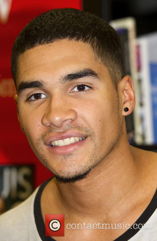 Louis Smith - Louis Smith book signing | 14 Pictures | 0