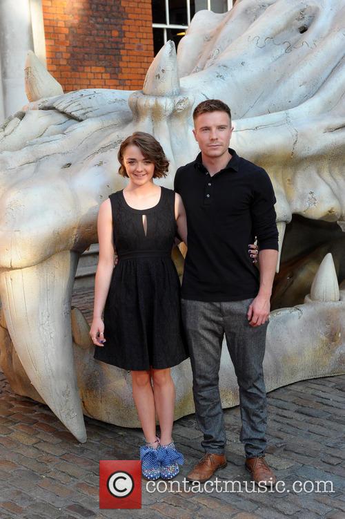 Maisie Williams and Joe Dempsie