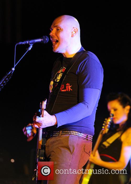 Smashing Pumpkins performing live