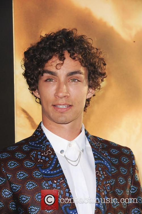 Robert Sheehan