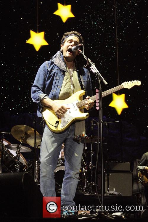 John Mayer Performing