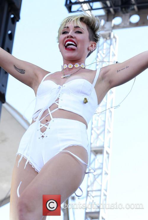 Miley Cyrus, iHeartRadio Festival