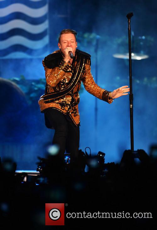 Macklemore AMAs