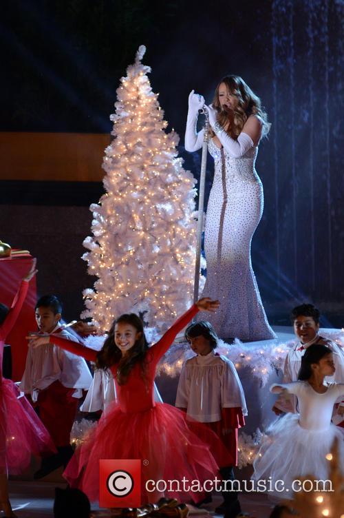 Mariah Carey Christmas Tree Performance