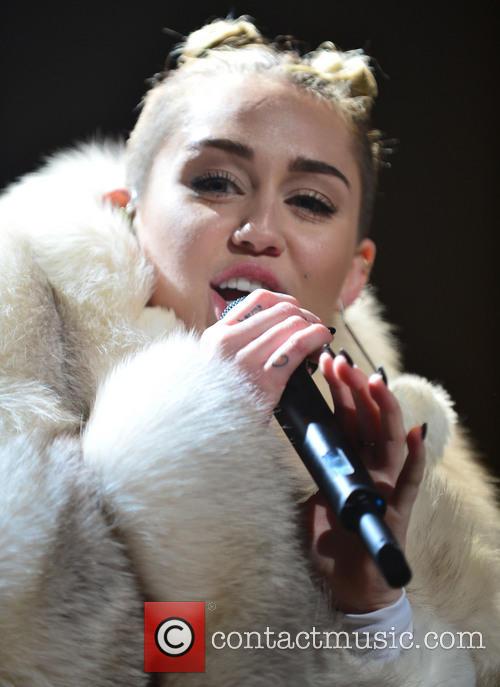 Miley Cyrus Jingle Ball
