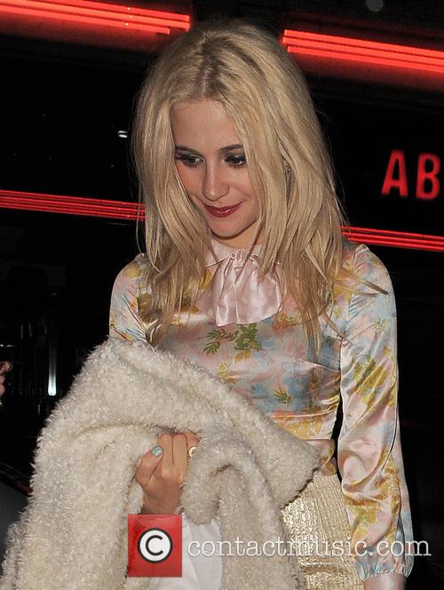 Justin Bieber Pixie Lott