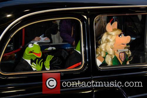 Kermit and Miss Piggy at 'Muppets Most Wanted' premiere