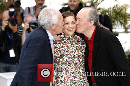 Marion Cotillard Jean-Pierre Luc Dardenne Kissing Cannes