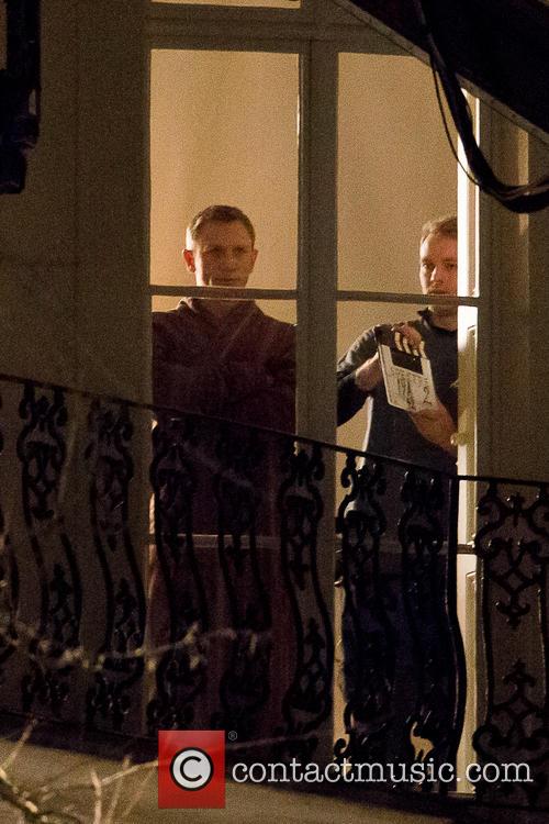 daniel-craig-filming-for-the-new-bond-movie_4509065.jpg