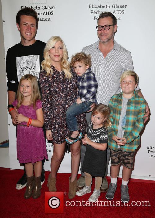 Tori Spelling family