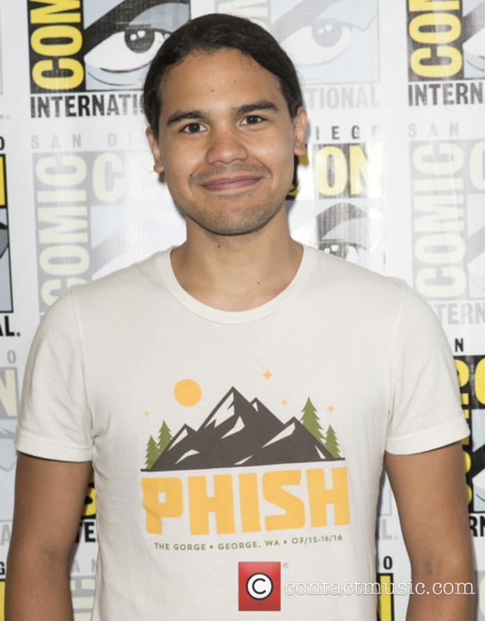 Carlos Valdes makes his return as Cisco in 'The Flash' season 4