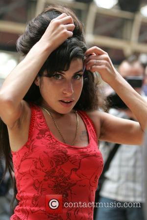 Amy Winehouse Lesbian 71