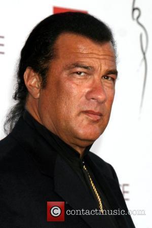 steven seagal under siege