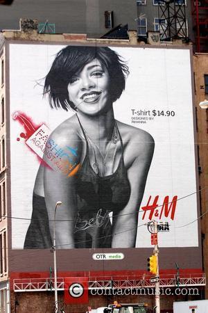HAmpM Fashion Against Aids Billboard In Soho Advertising The New Line 