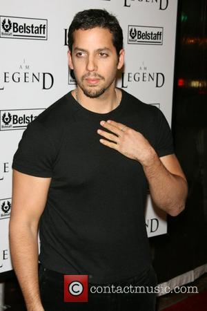 DAVID BLAINE | Blaine Aiming To Stay Awake | Contactmusic