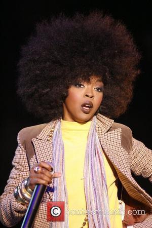 lauryn_hill_1_wenn413115.jpg