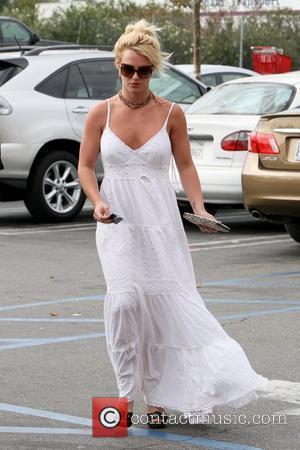 britney spears up her dress