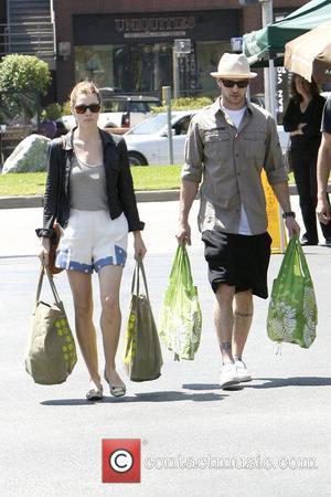 jessica biel workout pics. Jessica Biel and Justin