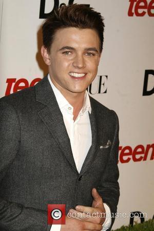 jesse mccartney makeup. /Jesse mccartney mp3 leaving/