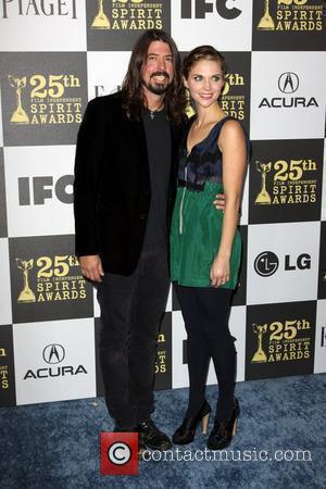 jordyn blum dave grohl. Dave Grohl and actress Jordyn