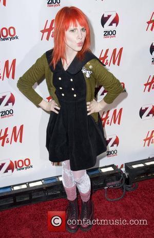 david dunn girlfriend hayley. paramore hayley williams 2011.