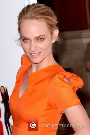 amber valletta | valletta: 