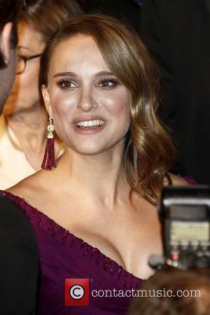 natalie portman pregnant belly. Natalie Portman