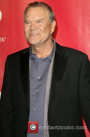 GLEN CAMPBELL | GLEN CAMPBELL Announces Farwell Tour, Talks ...