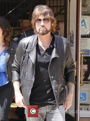 Billy Ray Cyrus, Extra