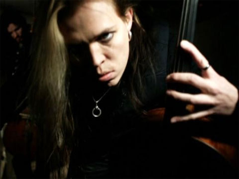 Apocalyptica I Don't Care featuring Adam Gontier of Three Days