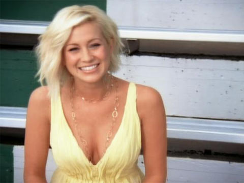 Kellie Pickler Don't You Know You're Beautiful Video