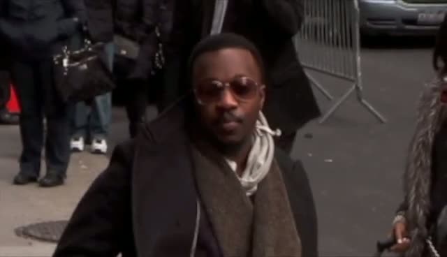 Anthony Hamilton Wishes Photographers Happy Holidays