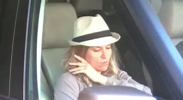 Brooke Mueller Dons Trilby Hat Leaving Beverly Hills Garage