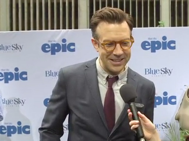 Jason Sudeikis On His 'Absent-Minded' Character Bomba In An Interview At The 'Epic' Premiere