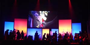 Gorillaz - Demon Days Live at the Manchester Opera House 04/11/05 Live Review