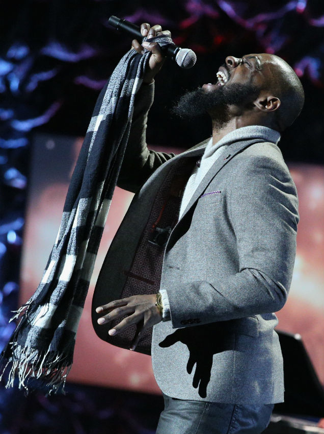 Mali Music sings at the 2015 Super Bowl (Credit Imeh Akpanudosen - Getty Images)