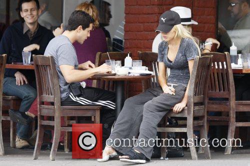 Sophie Monk and New Boyfriend John Diaz Having Breakfast At The Kings Road Cafe.