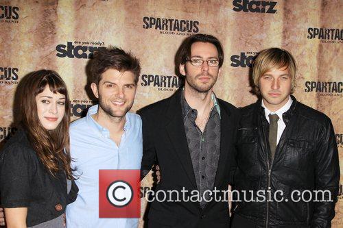 Lizzy Caplan and Martin Starr