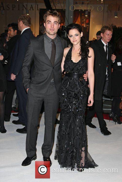 Robert Pattinson and Kristen Stewart