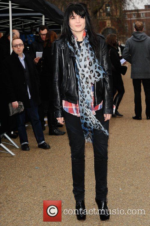 Alison Mosshart - London Fashion Week A/W 2011 - Burberry Prorsum ...