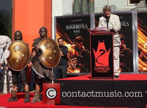 Eric Roberts and Grauman's Chinese Theatre 1