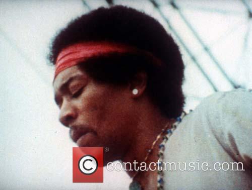 Isle Of Wight Festival Sees World Record Attempt In Honour Of Jimi Hendrix