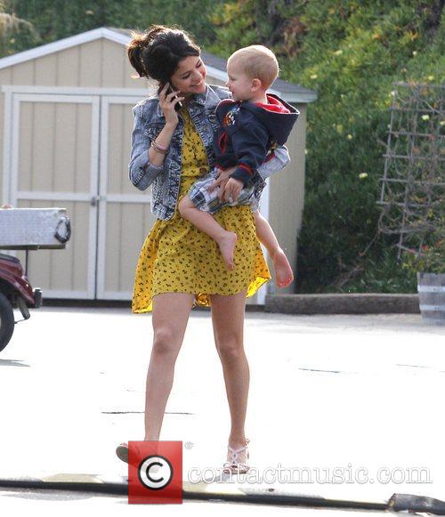 Selena Gomez, Justin Bieber and Malibu Beach 1