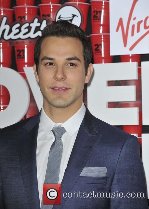 Skylar Astin - Los Angeles Premiere '21 & Over' | 2 Pictures ...