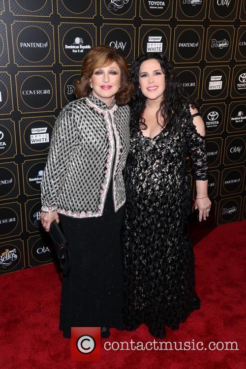 Develan Angélica María and Angelica Vale