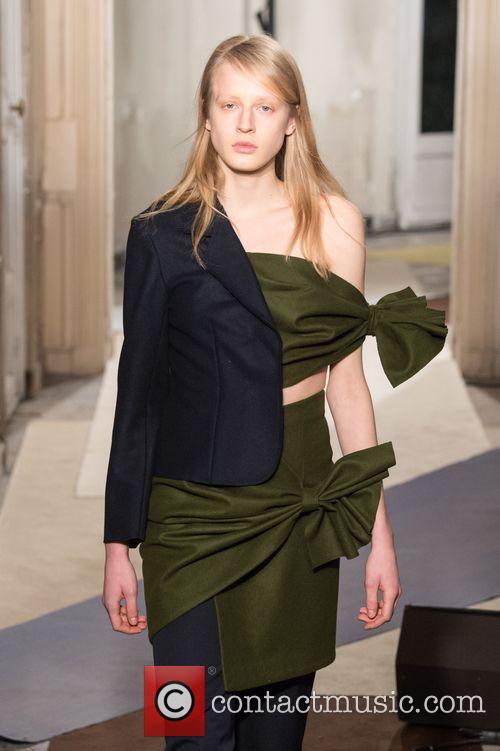 Model - Paris Fashion Week Womenswear Fall/Winter 2015/2016 - Jacquemus ...