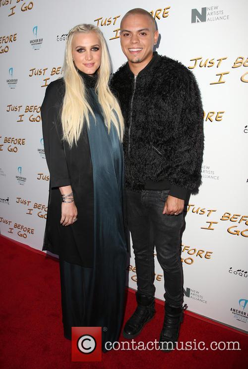 Ashlee Simpson and Evan Ross